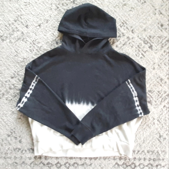 SO Tops - SO Cropped Hoodie Size L